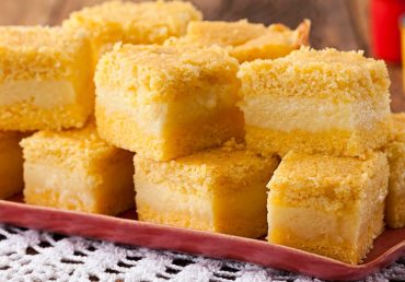 Bolo de Fubá Cremoso